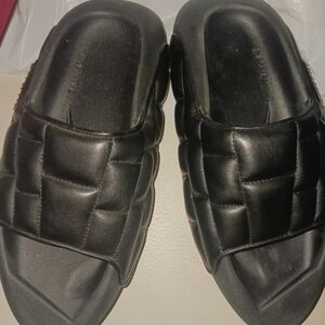 Black Quilted Men's Slides